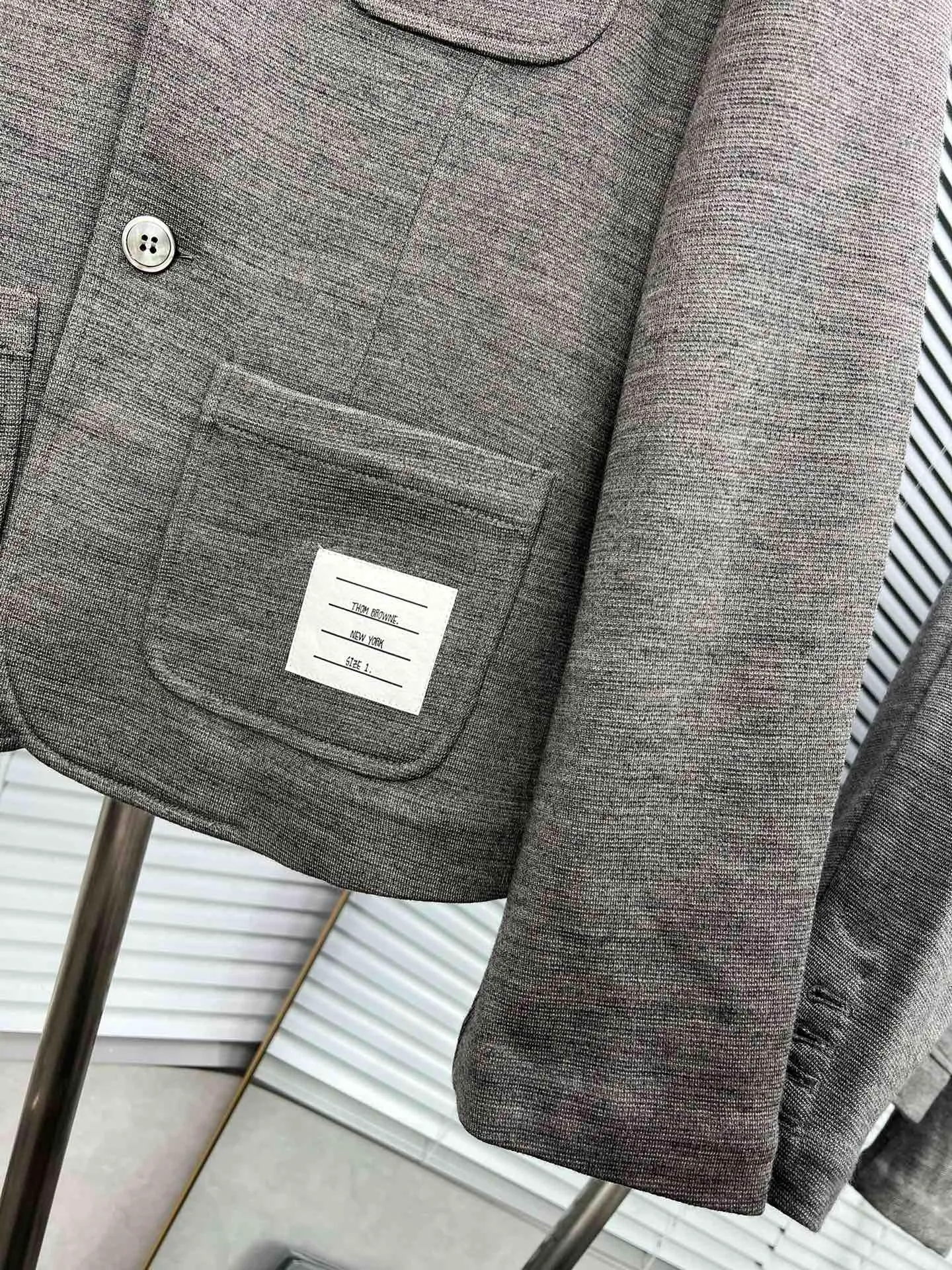 THOM BROWNE ｜ Yb ， ， ， ， ， ； ， 10 ， ZP OS Size：1.2.3